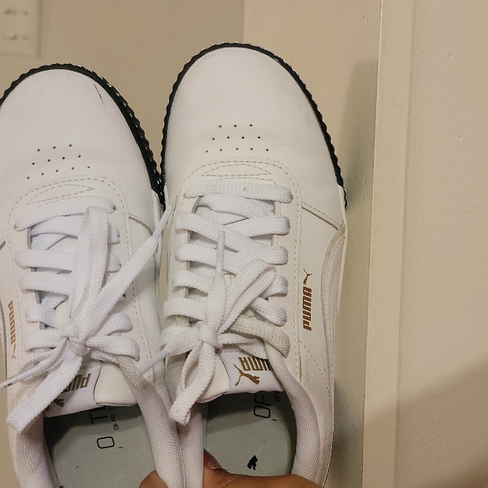 Ladies pumas - Picture 4 of 5
